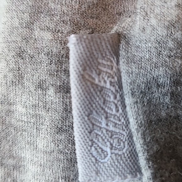 Grey comfy dress withbottom frills - Picture 4 of 5